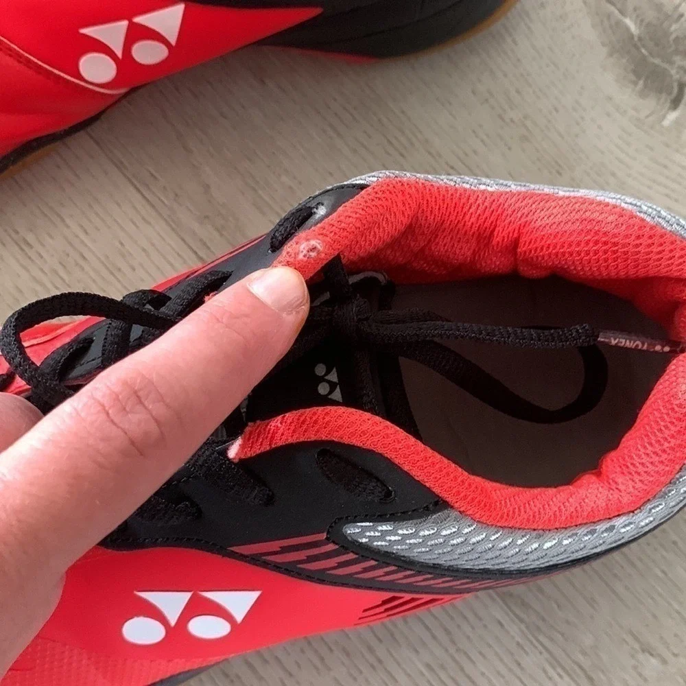 Yonex Power Cushion Toe assist‎ shape Womens Size 9 red All Court Tennis Shoes